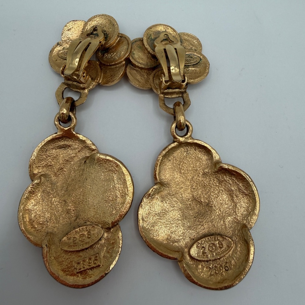 CHANEL Gold Metal Coin Medallion Drop Earrings, Signed 28 - Picture 7 of 14